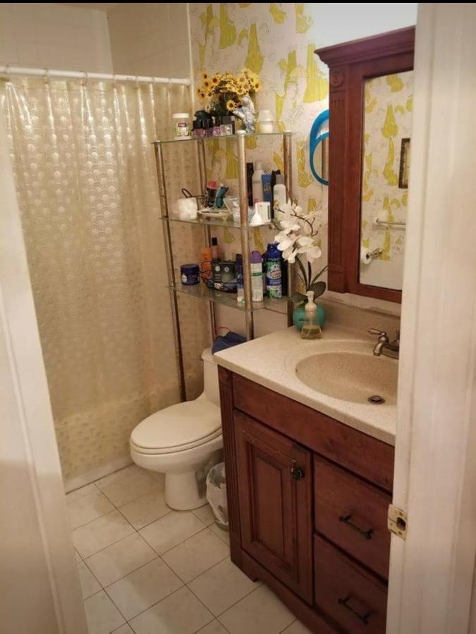 Snug Minimalist Full Bed With 50 Inch Smart Tv, Netflix, Airplay, Mini-Fridge, And 500 Mbps Wifi Near Fiu, Dolphin Mall, Airport Miami Exterior foto